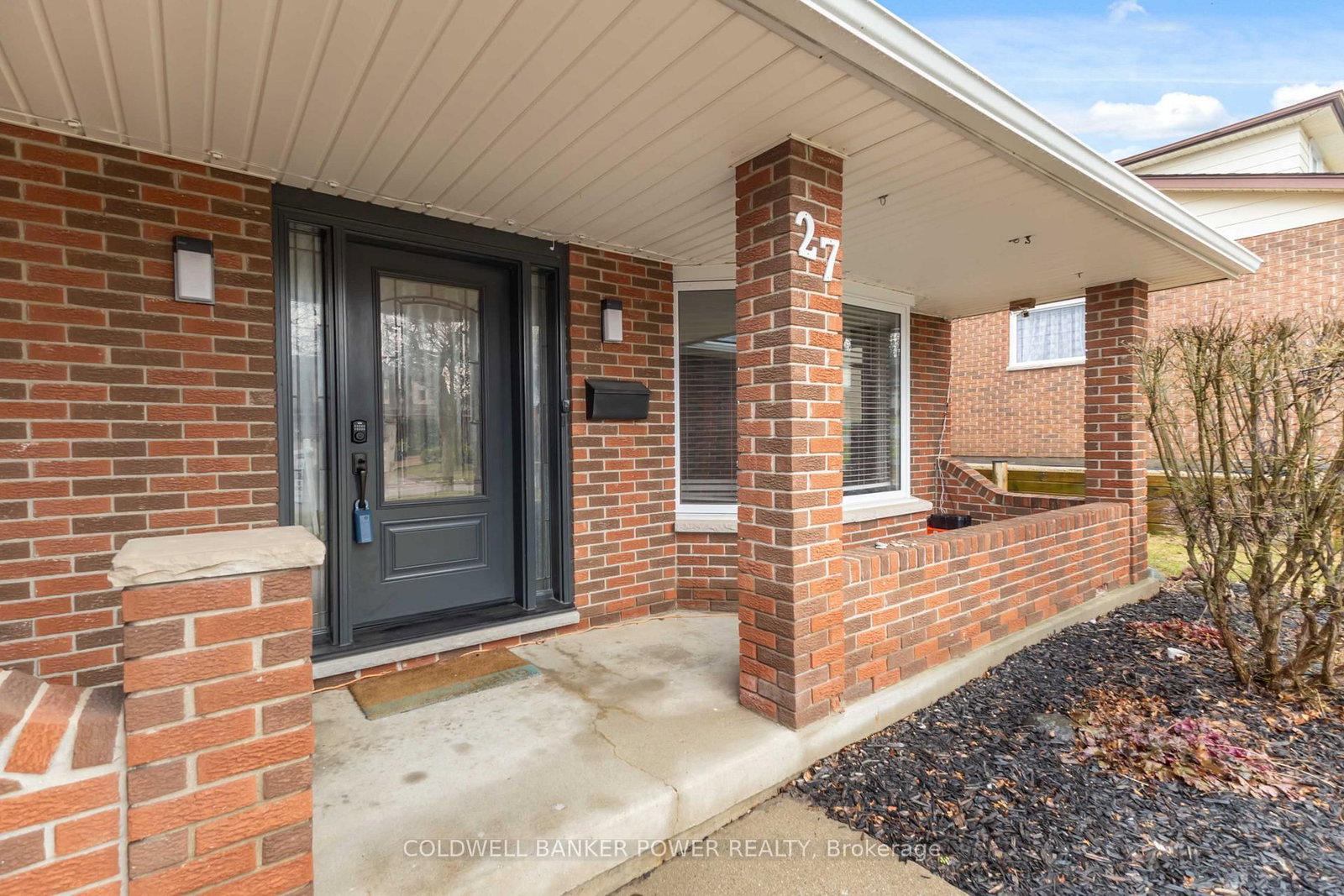 Listing Image 3