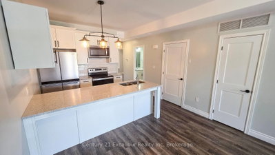 Unit 4B — 360 Queen Street E — more photos