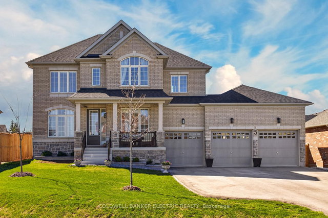 5 Golden Meadows Drive