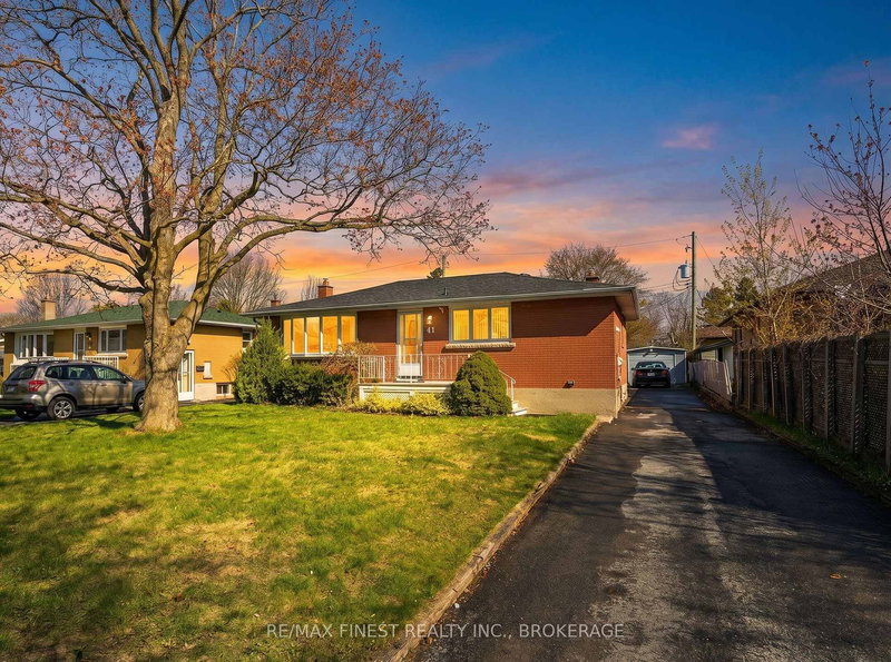 home for sale on 41 Campbell Crescent