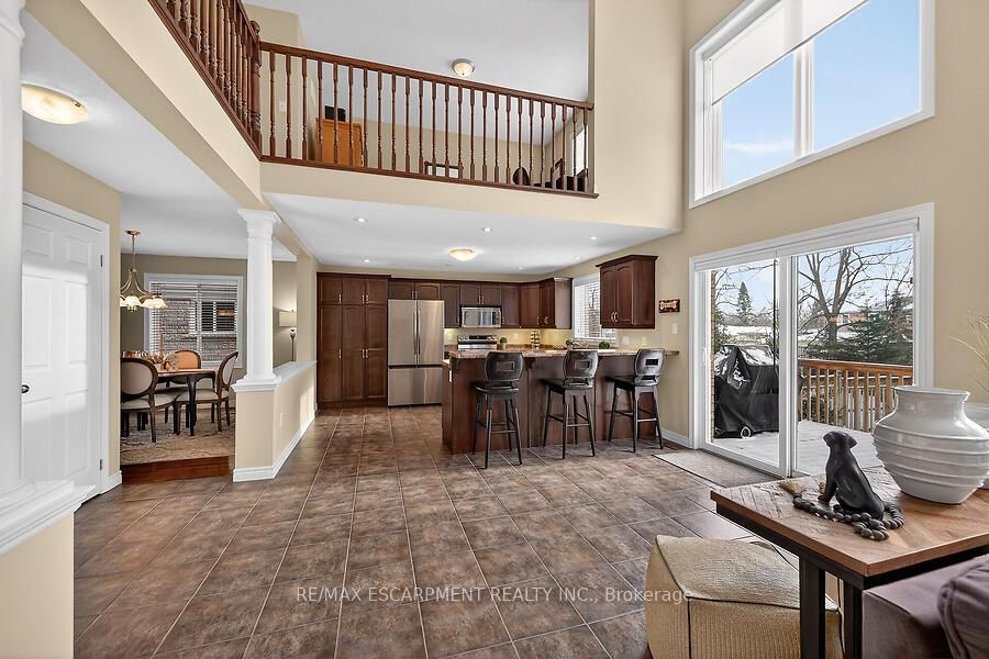 25 Southwood Crescent • Haldimand, ON photo 12
