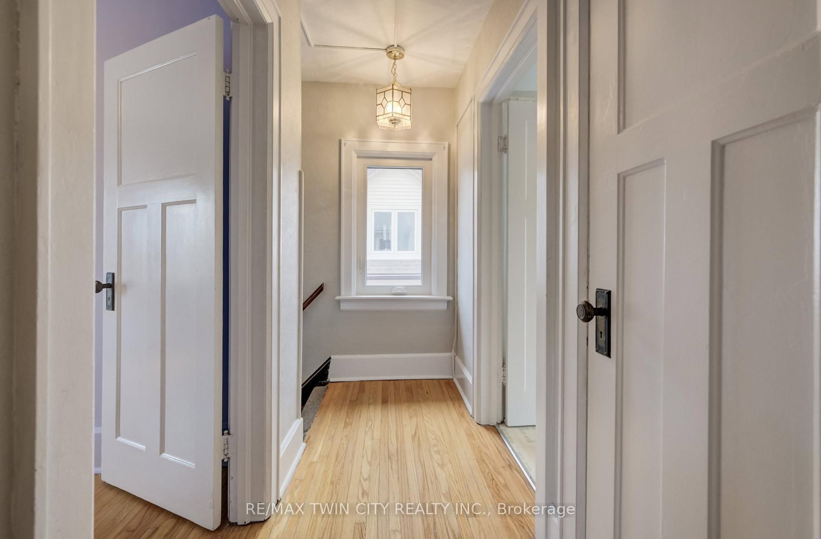94 Stirling Avenue N - Photo 13