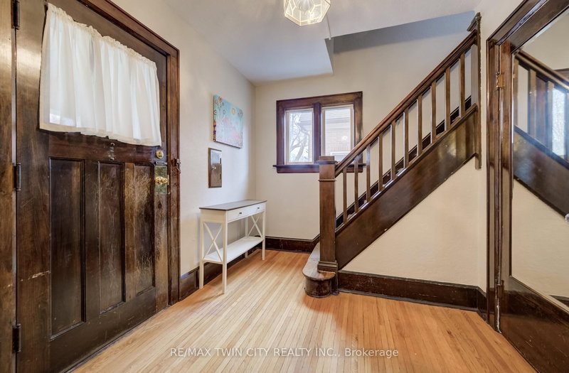 94 Stirling Ave N, Kitchener, N2H 3G7 | Image 3