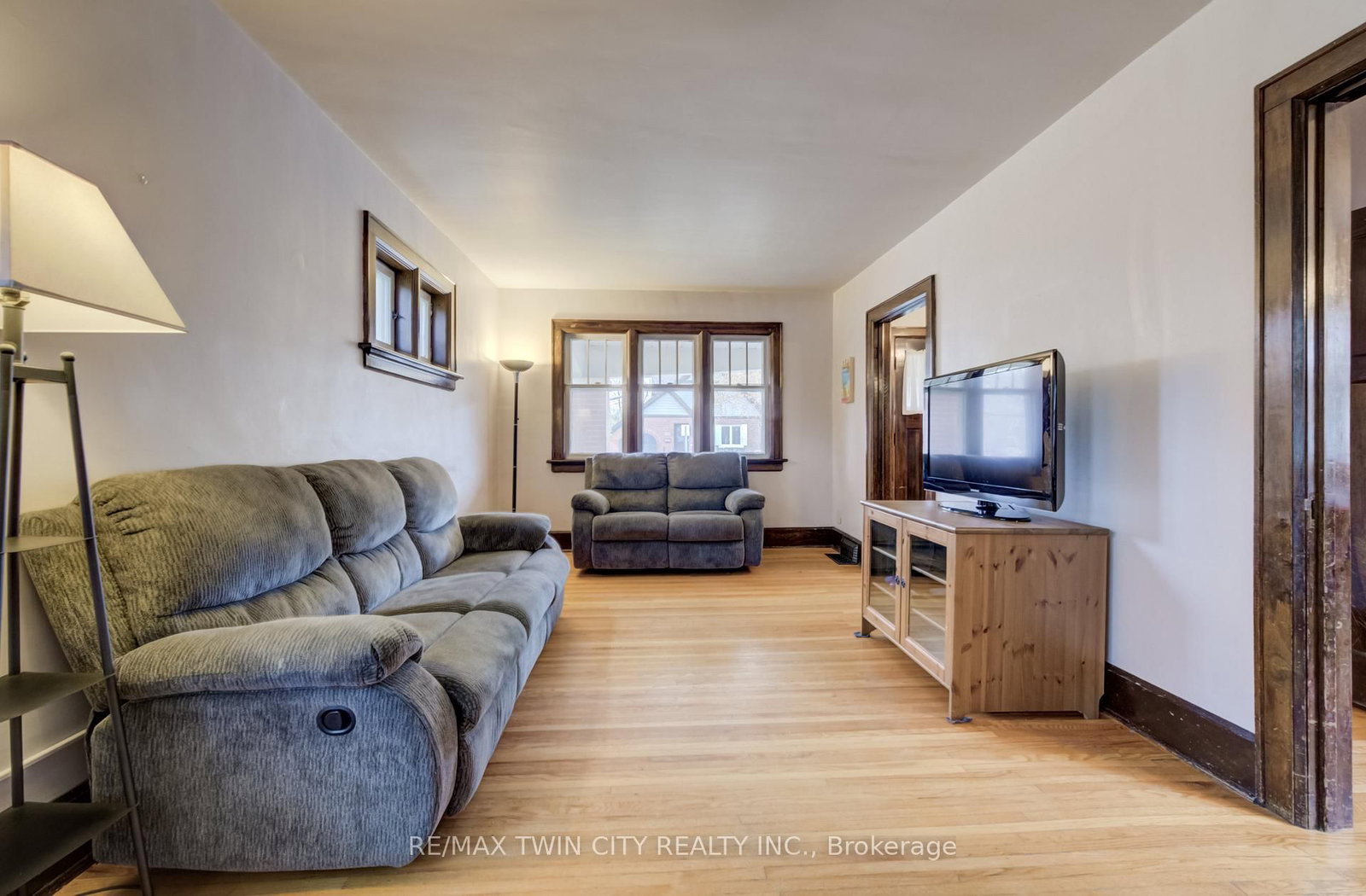 94 Stirling Avenue N - Photo 7