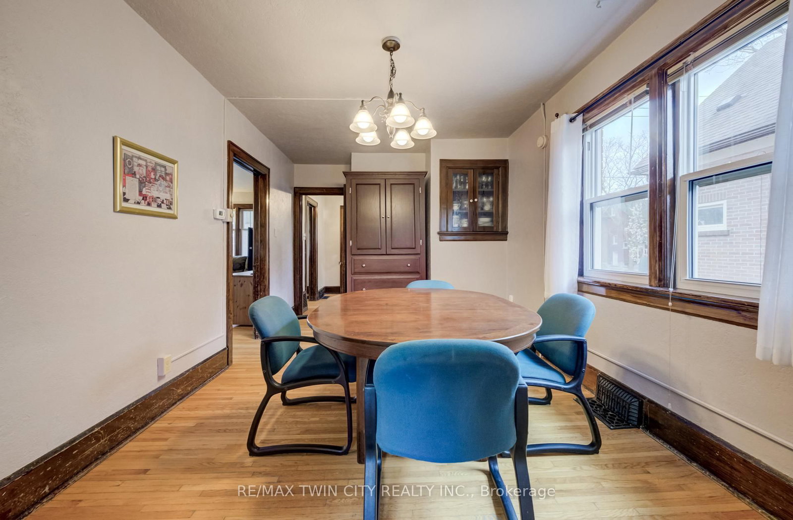 94 Stirling Avenue N - Photo 9