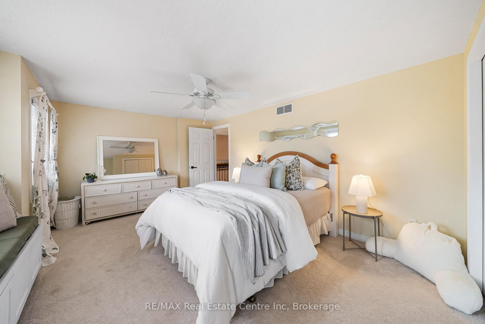 6 Jean Anderson Crescent - Photo 37