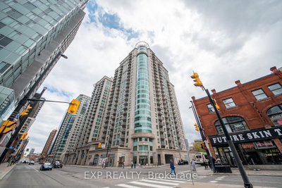 Condo sold at 2008-200 Rideau Street, Ottawa, Ontario, K1N 5Y1 - Sandy Hill - MLS: X13086990