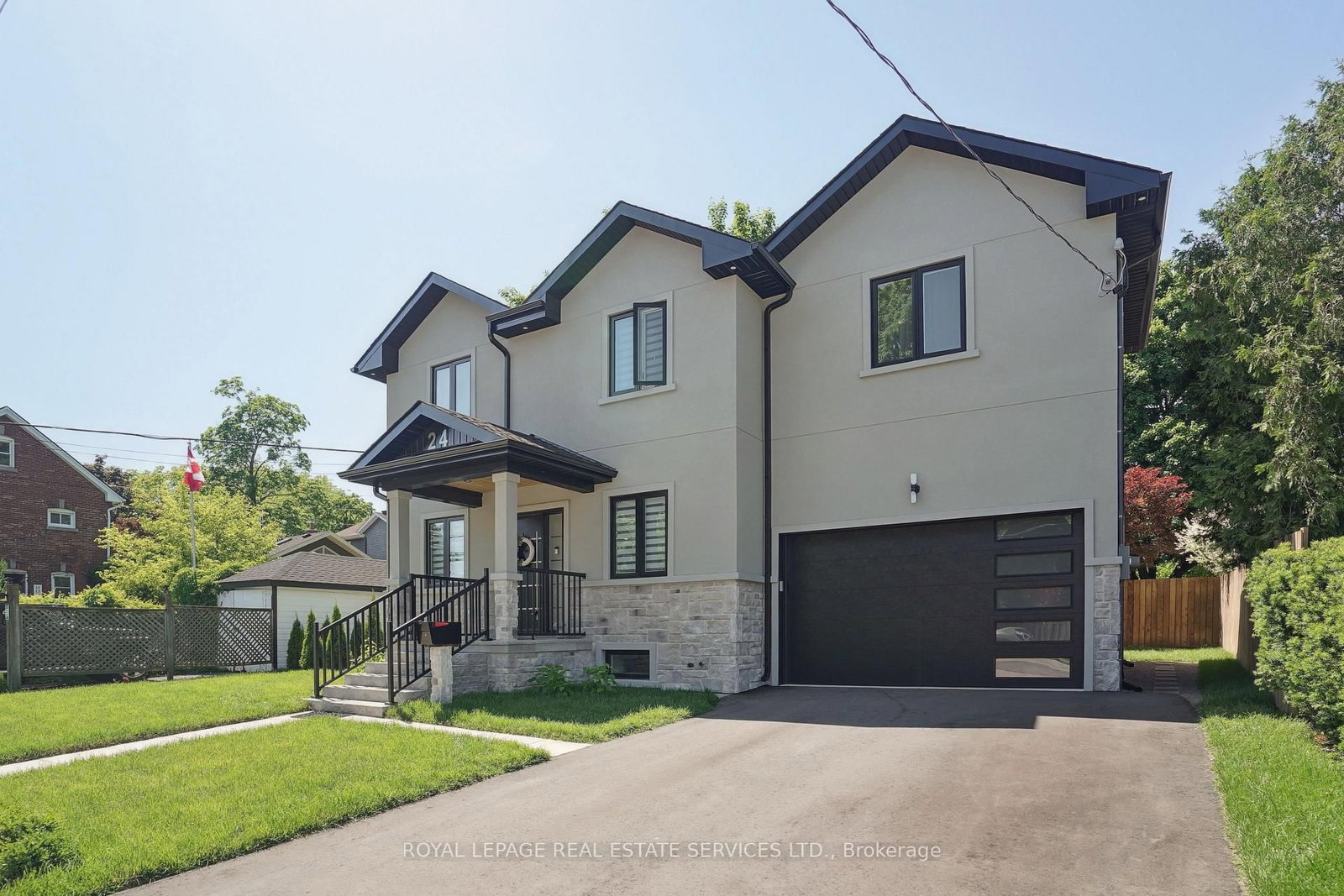 24 Peel Street N - Photo 7
