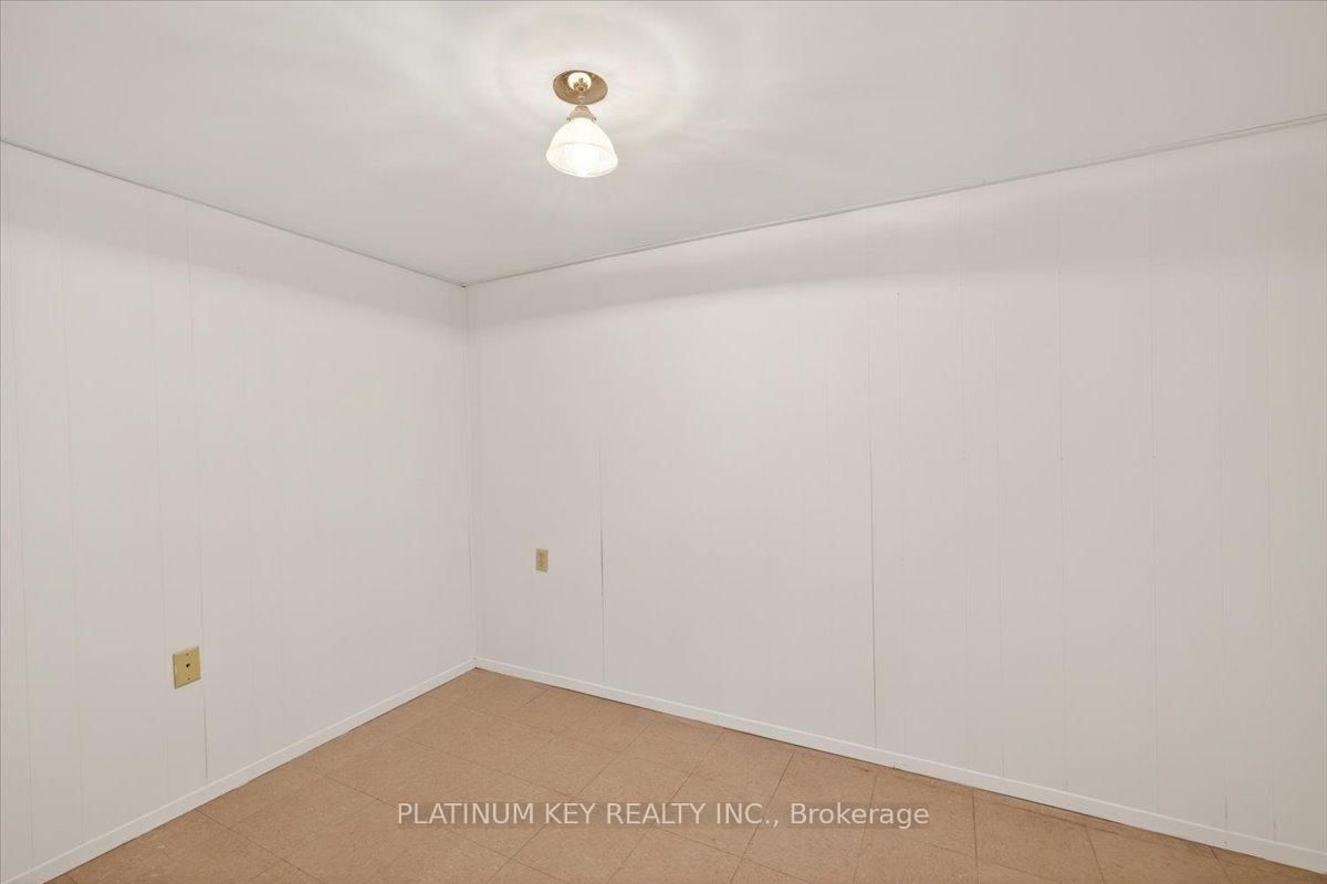 307 Metcalfe Street E, Unit 6 - Photo 21