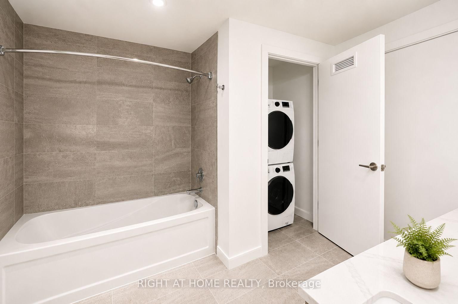 741 king Street W, Unit 101 - Photo 14