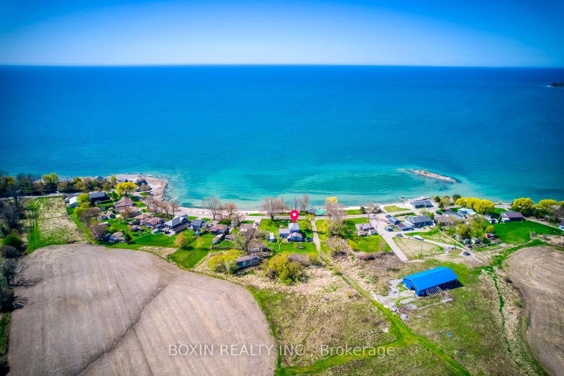 1475 Lakeshore Rd photo 3