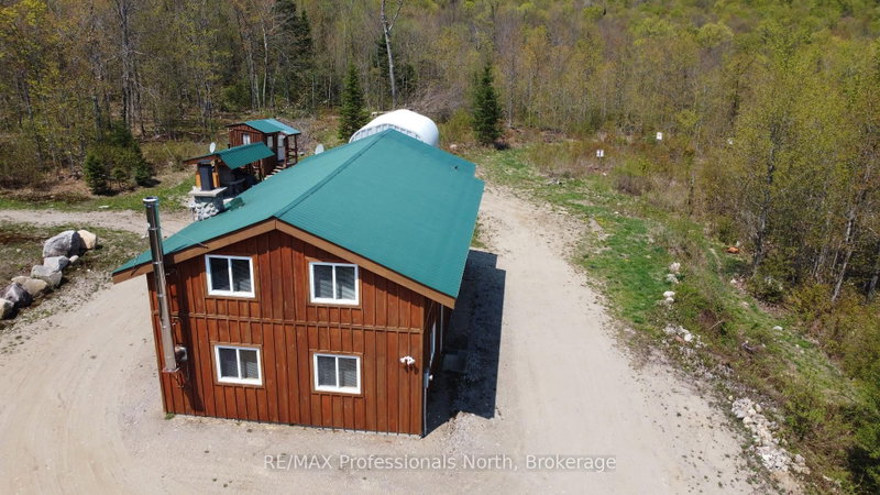 3944 CHETWYND Road