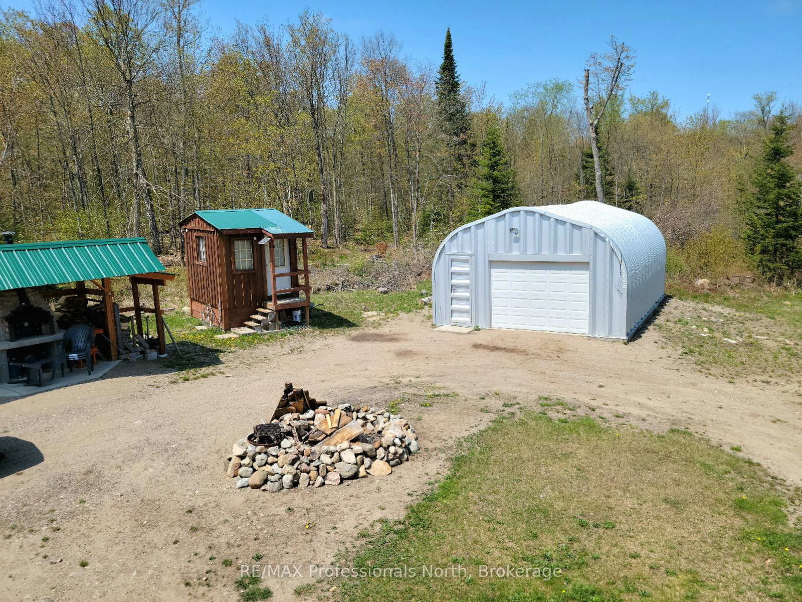 3944 CHETWYND Road • Kearney, ON photo 7