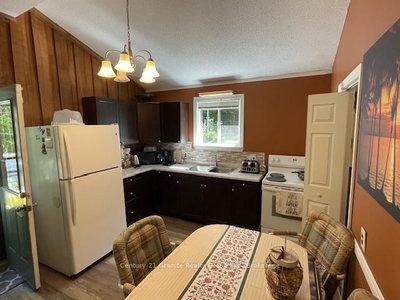 1052 Kensington Road • Dysart et al, ON photo 9