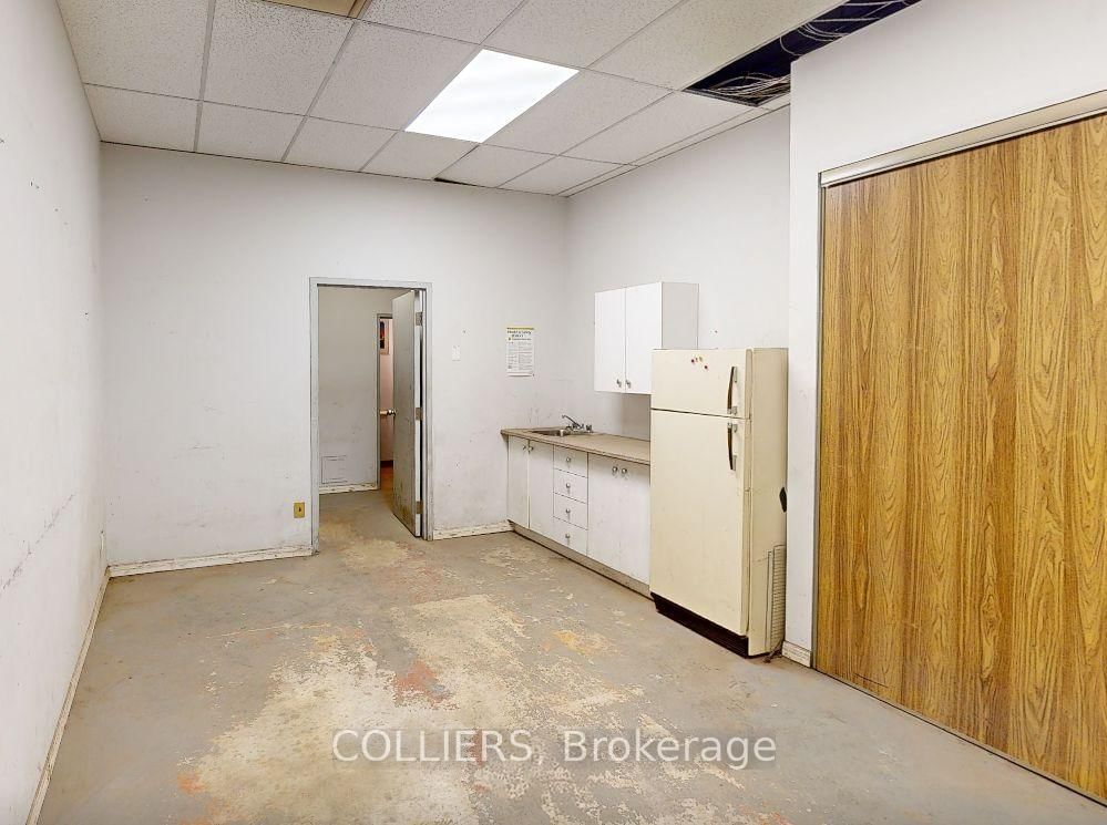 830 Industrial Avenue, Unit 8 - Photo 4