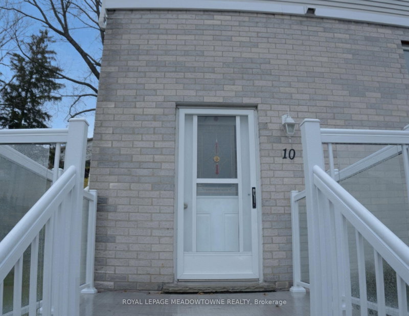 10 - 648 Doon Village Road