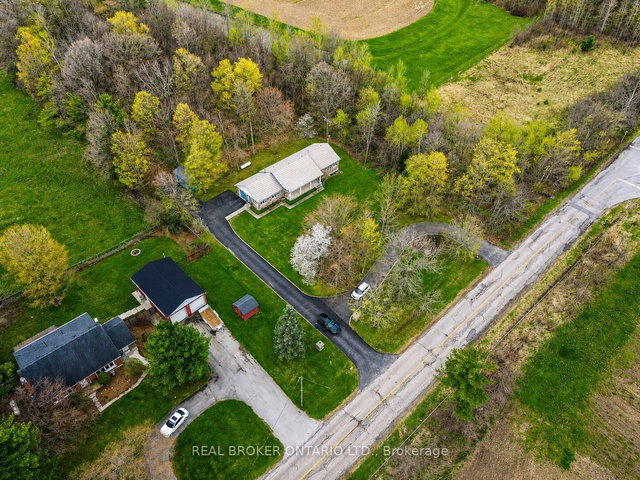 2340 Concession 4 Road W