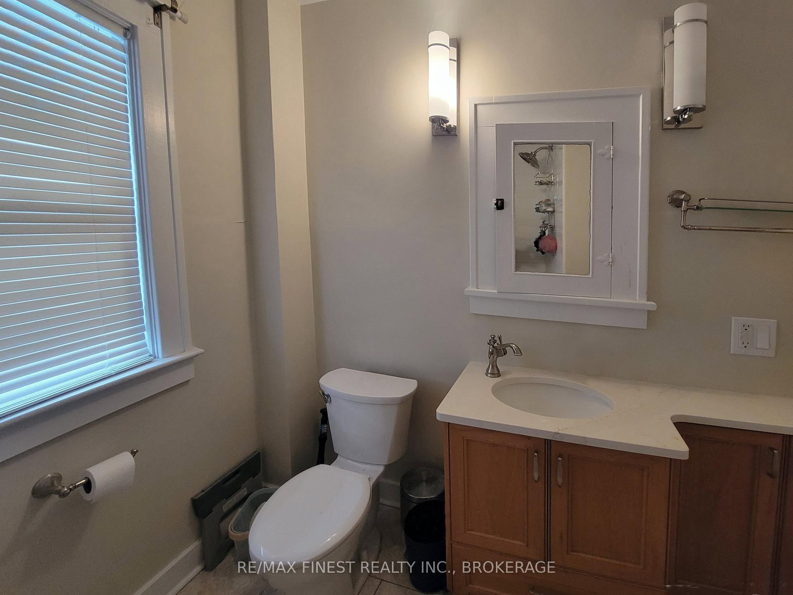 48 Dundas Street • Kingston, ON photo 15