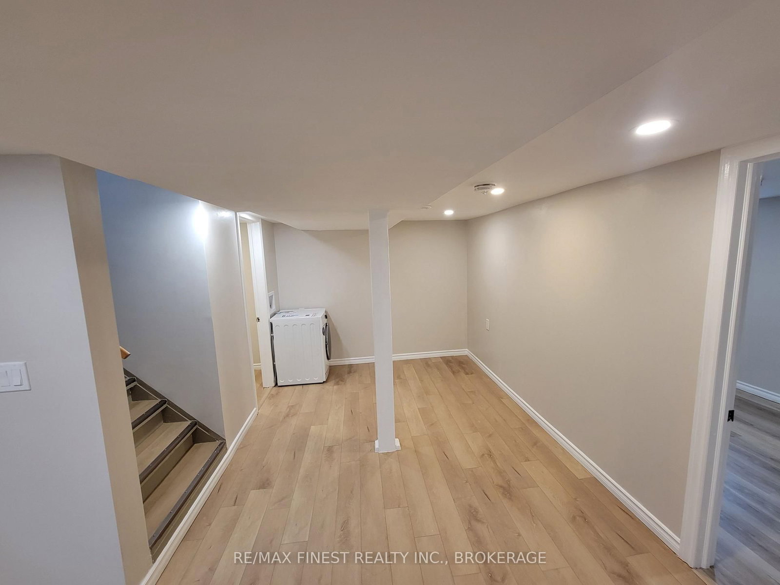 48 Dundas Street • Kingston, ON photo 34