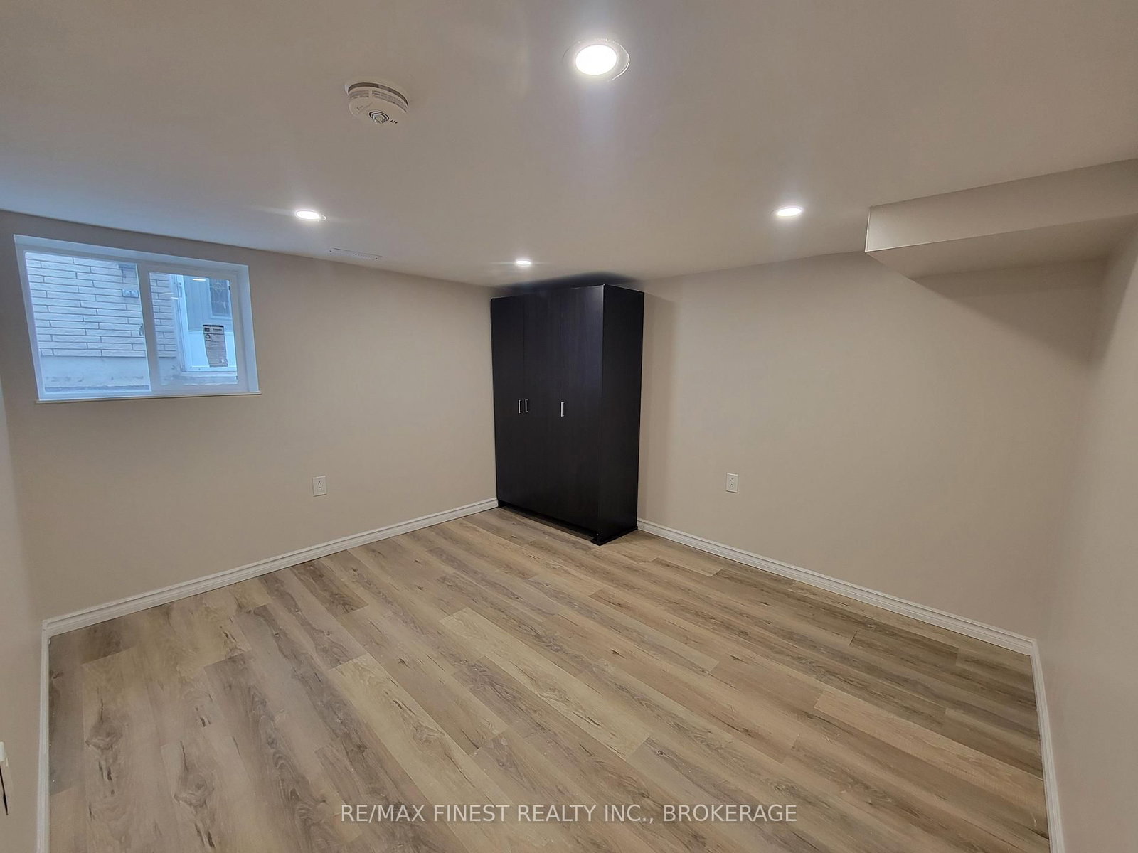 48 Dundas Street • Kingston, ON photo 37