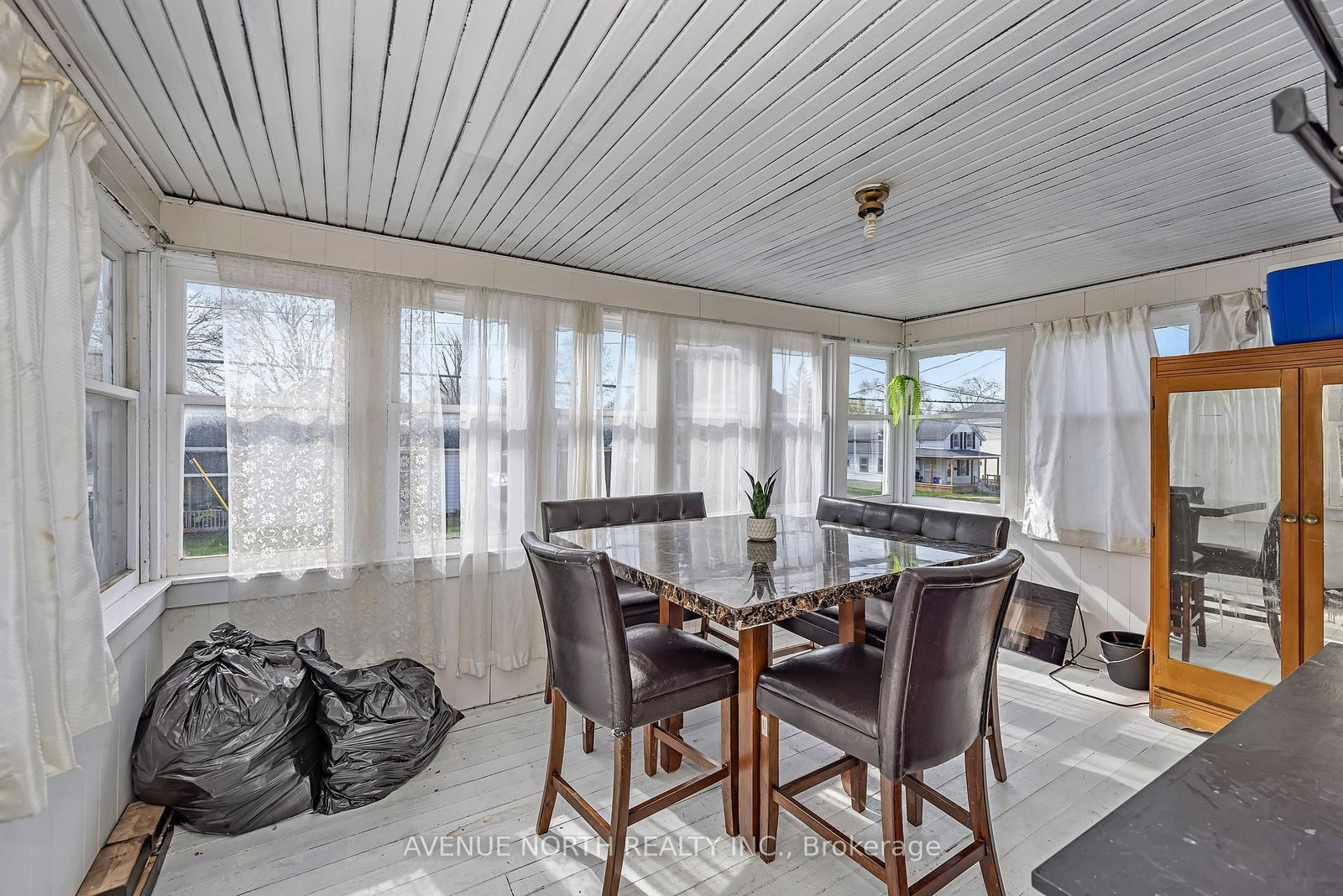 143 Brockville Street • Smiths Falls, ON photo 34