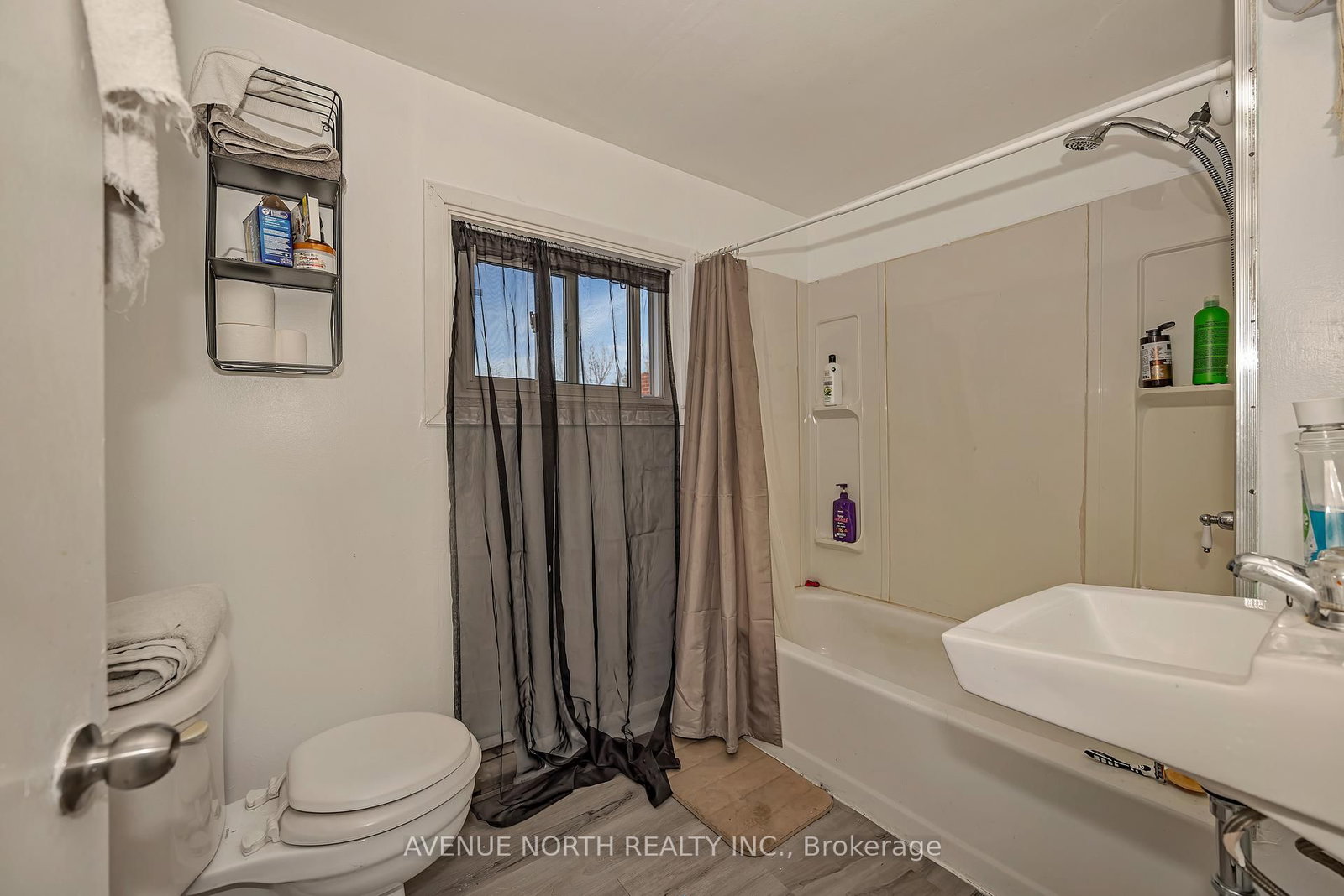 143 Brockville Street • Smiths Falls, ON photo 36