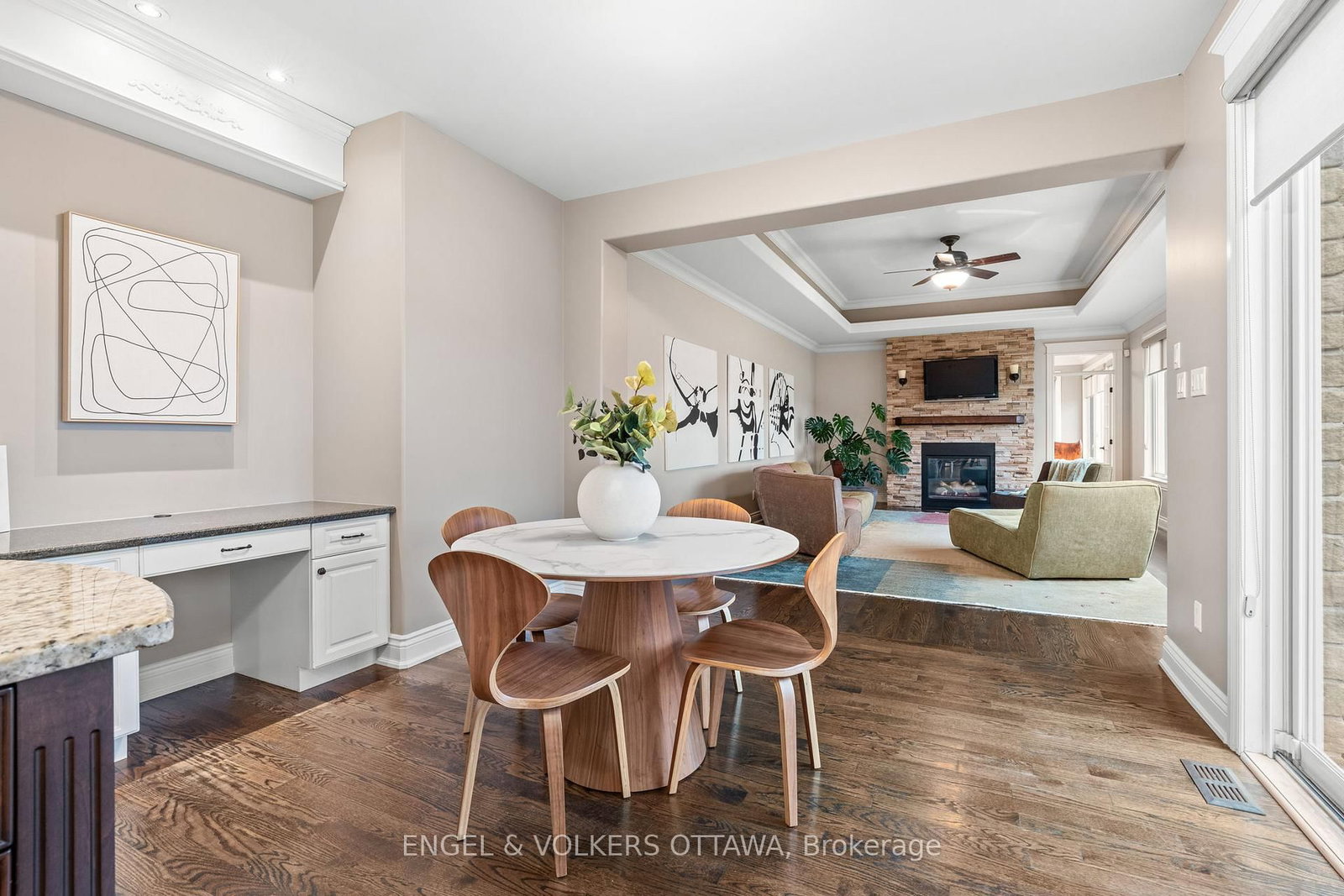 6808 Suncrest Drive • Ottawa, ON photo 18