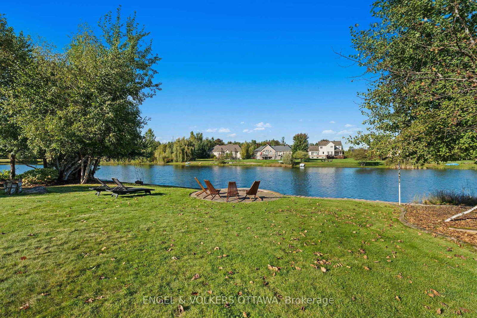 6808 Suncrest Drive • Ottawa, ON photo 41