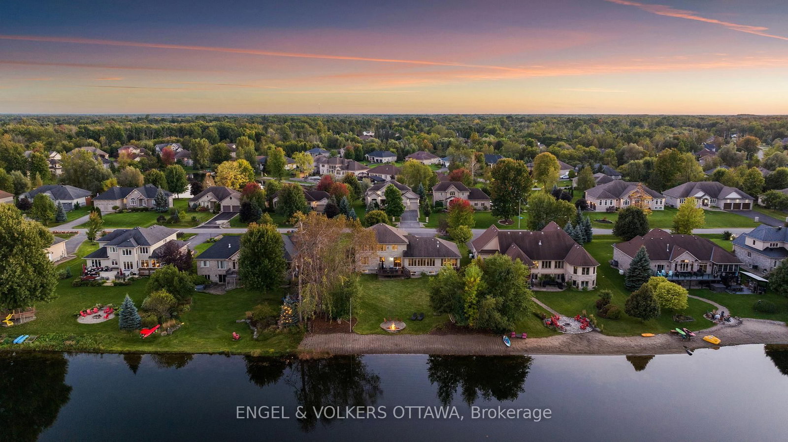 6808 Suncrest Drive • Ottawa, ON photo 44