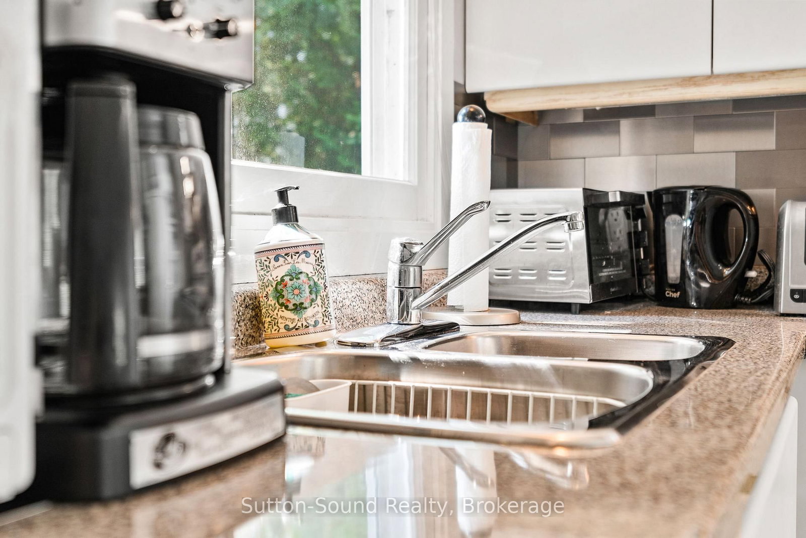 606 Mallory Beach Road • South Bruce Peninsula, ON photo 11