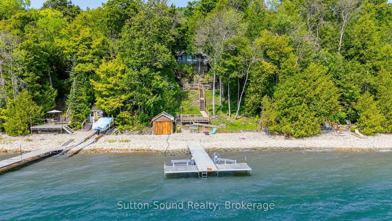 606 Mallory Beach Road