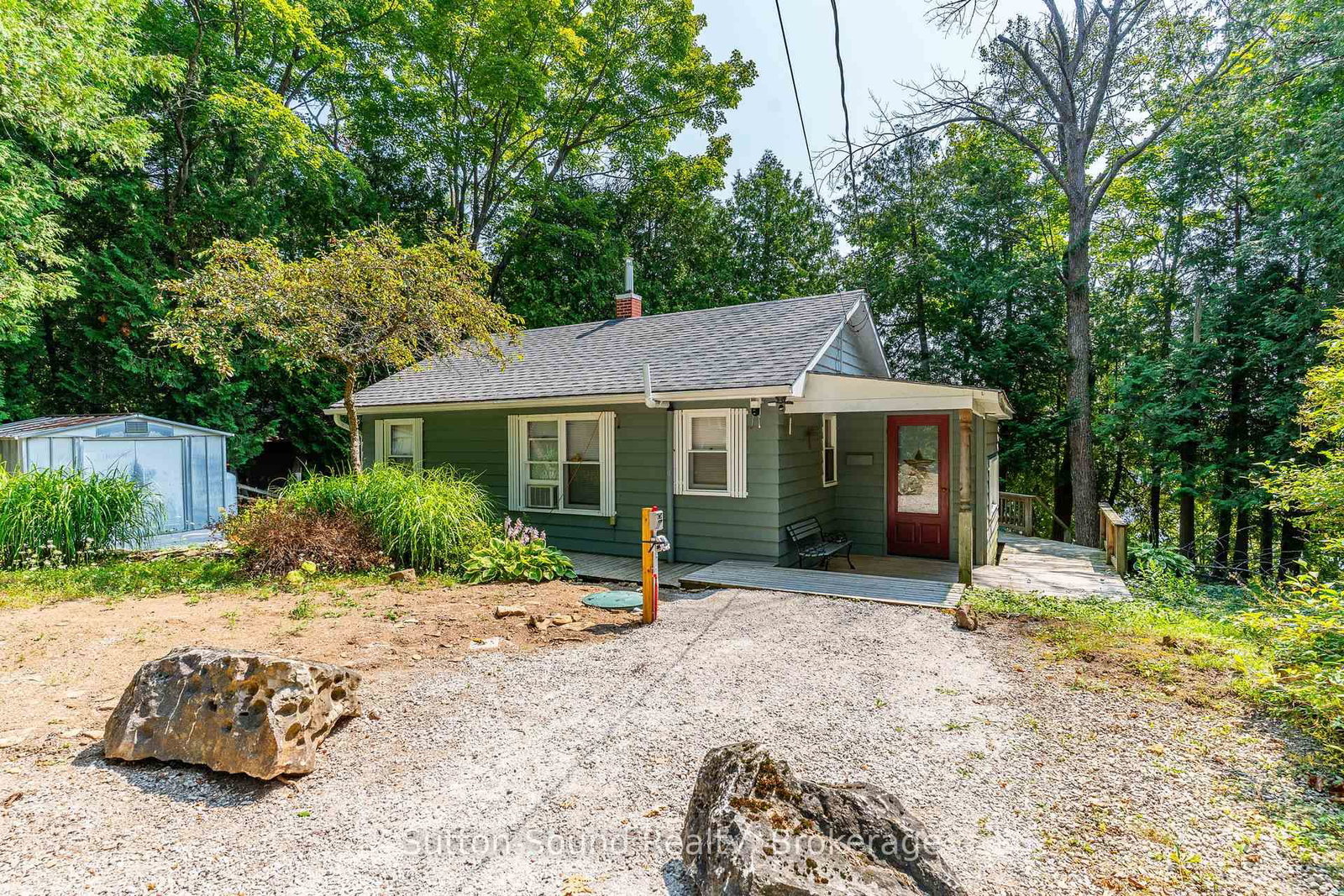606 Mallory Beach Road • South Bruce Peninsula, ON photo 6