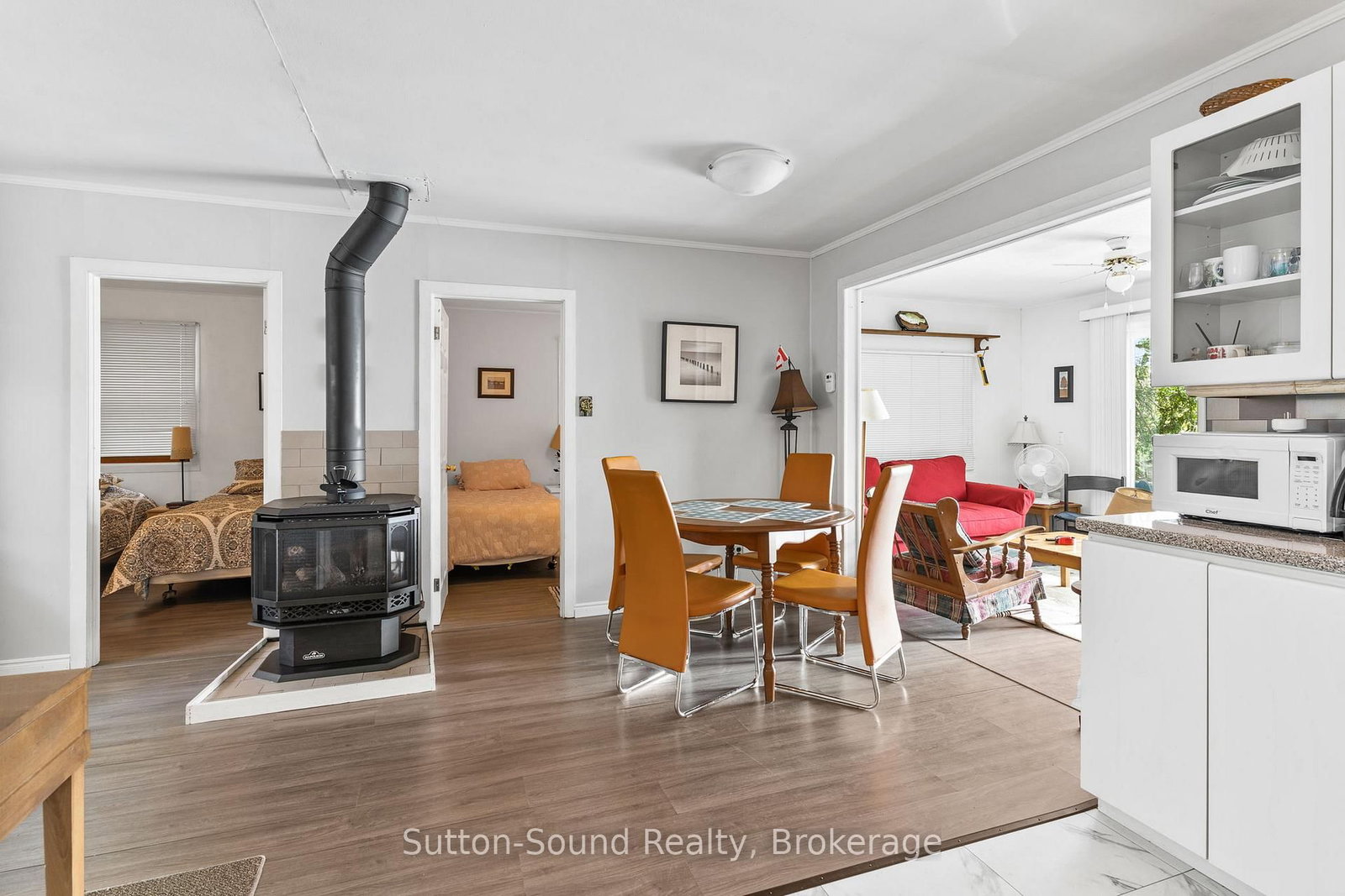606 Mallory Beach Road • South Bruce Peninsula, ON photo 9