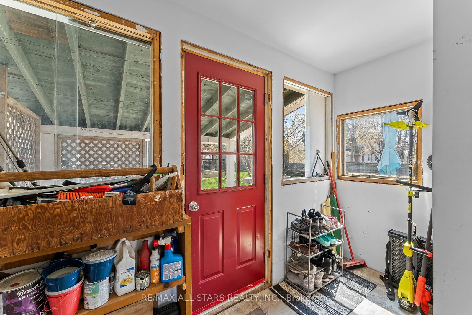 Listing Image 7