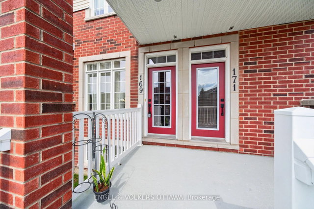 169 Eye Bright Crescent
