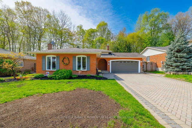 26 Spruceside Crescent
