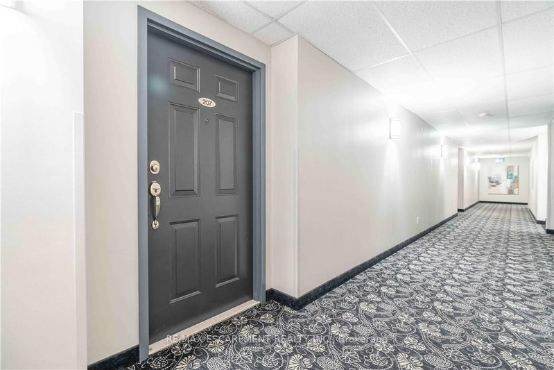 207 - 980 Golf Links Road