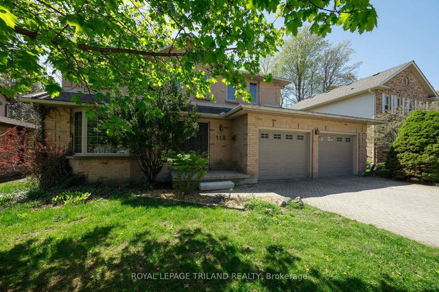 118 Deer Valley Crescent
