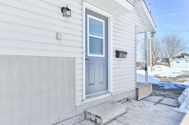 B - 25 Metcalfe Street