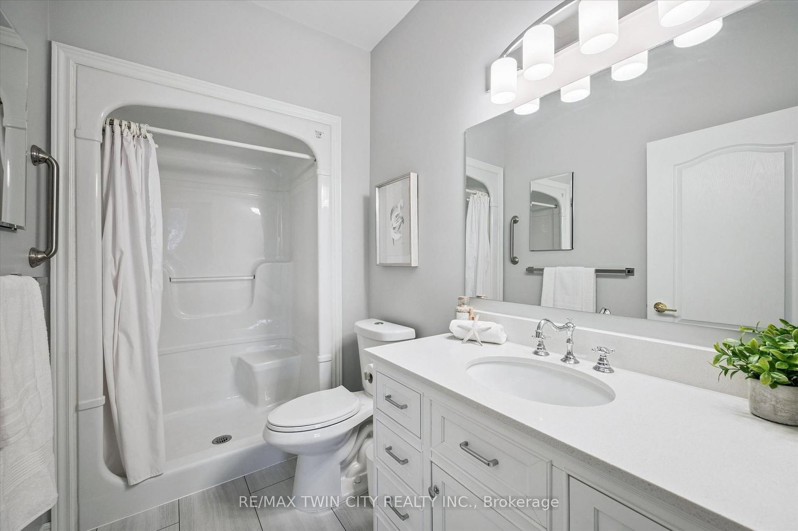 100 Idle Creek Drive, Unit 9 - Photo 10