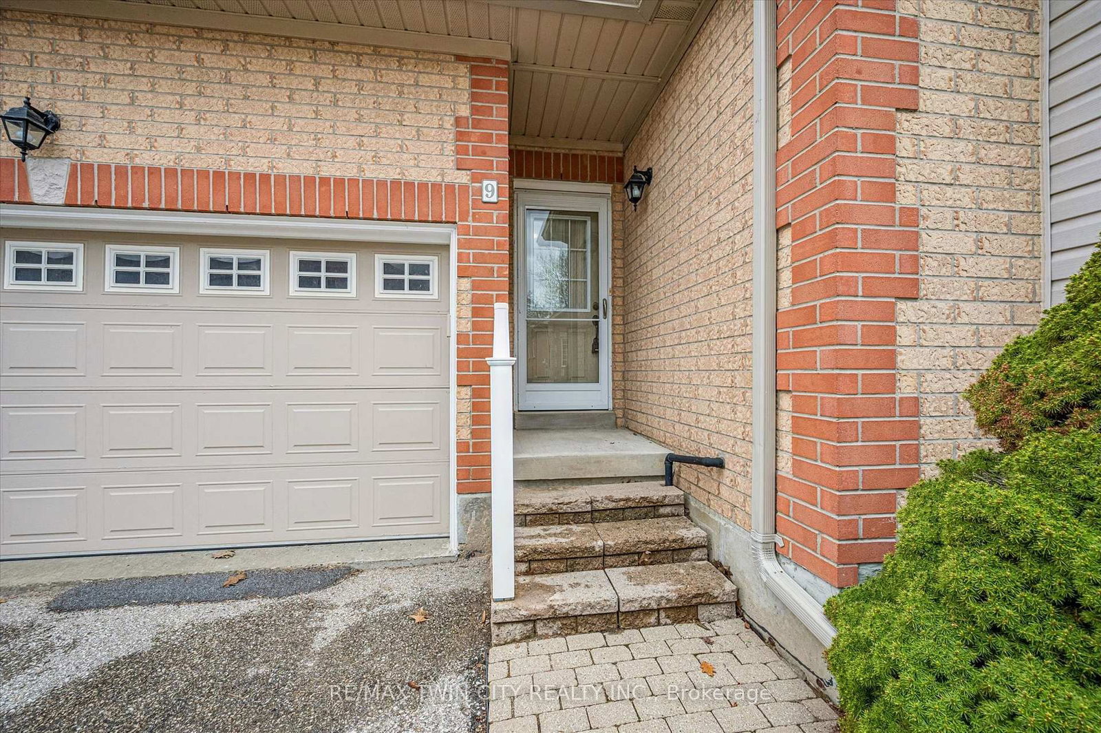 100 Idle Creek Drive, Unit 9 - Photo 2