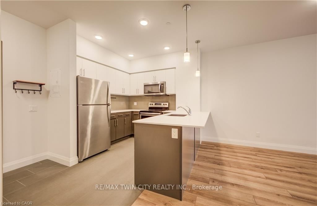 399 QUEEN Street S, Unit 317 - Photo 12