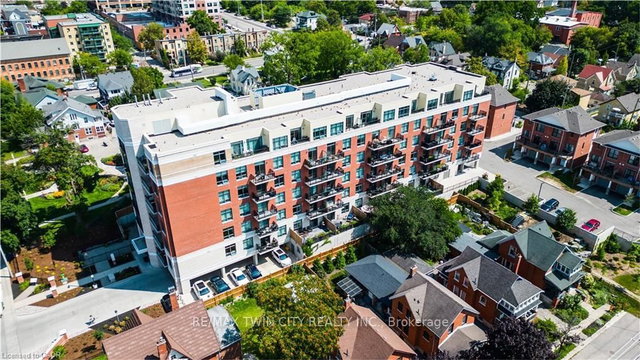 317 - 399 QUEEN Street S