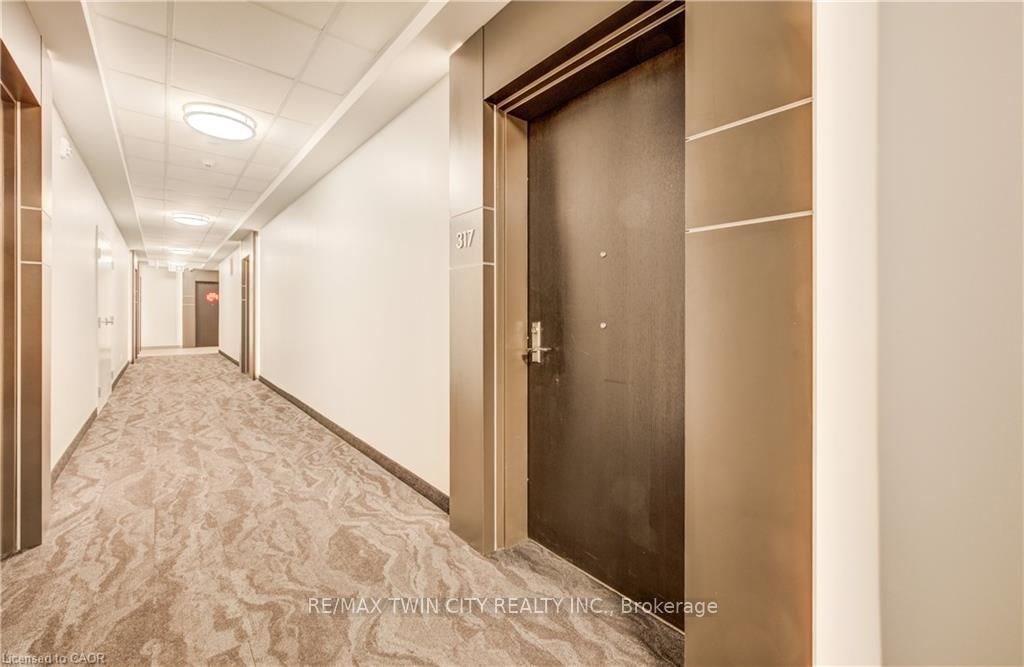 399 QUEEN Street S, Unit 317 - Photo 6