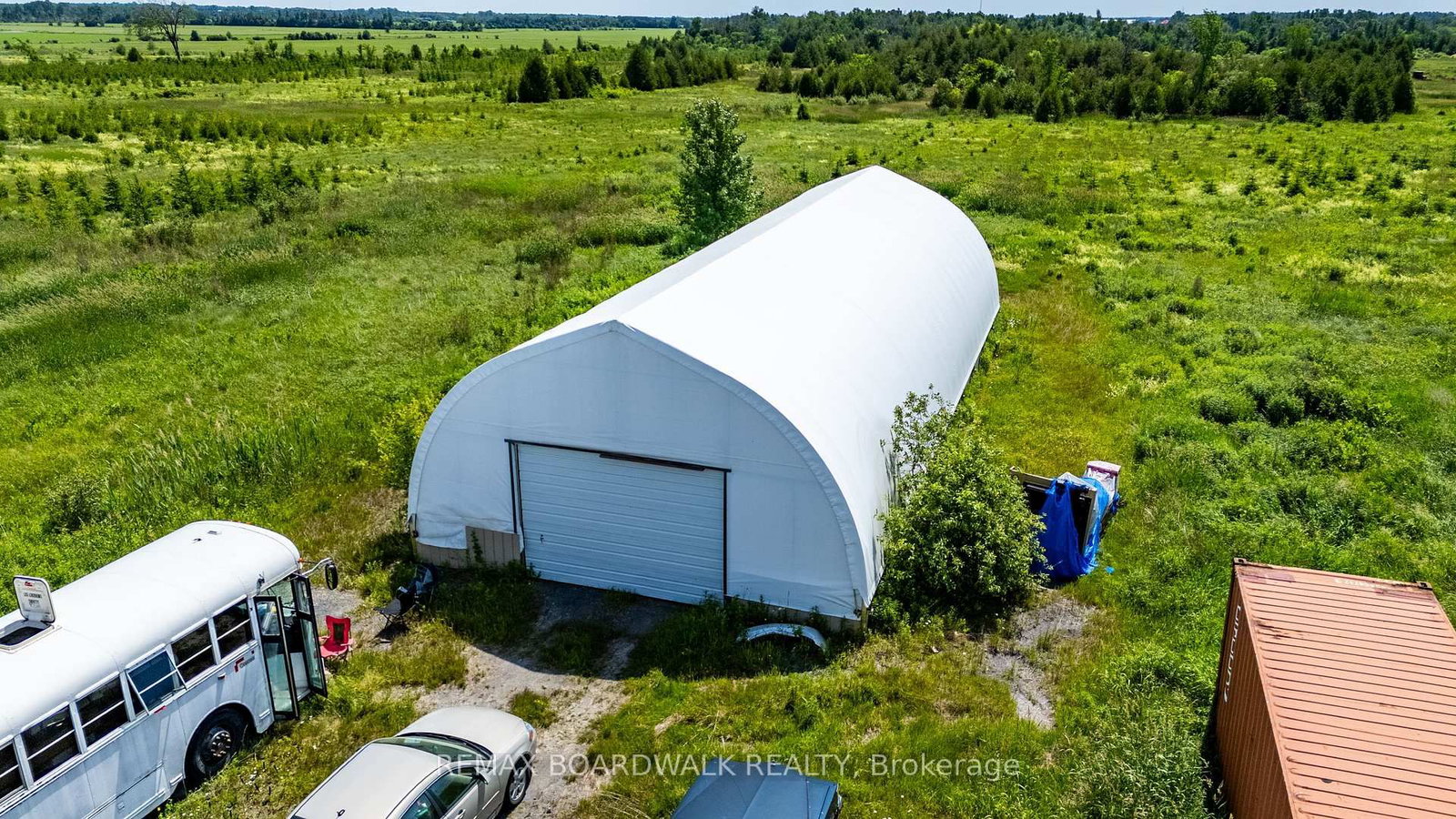8296 Fallowfield Road • Ashton, ON photo 5