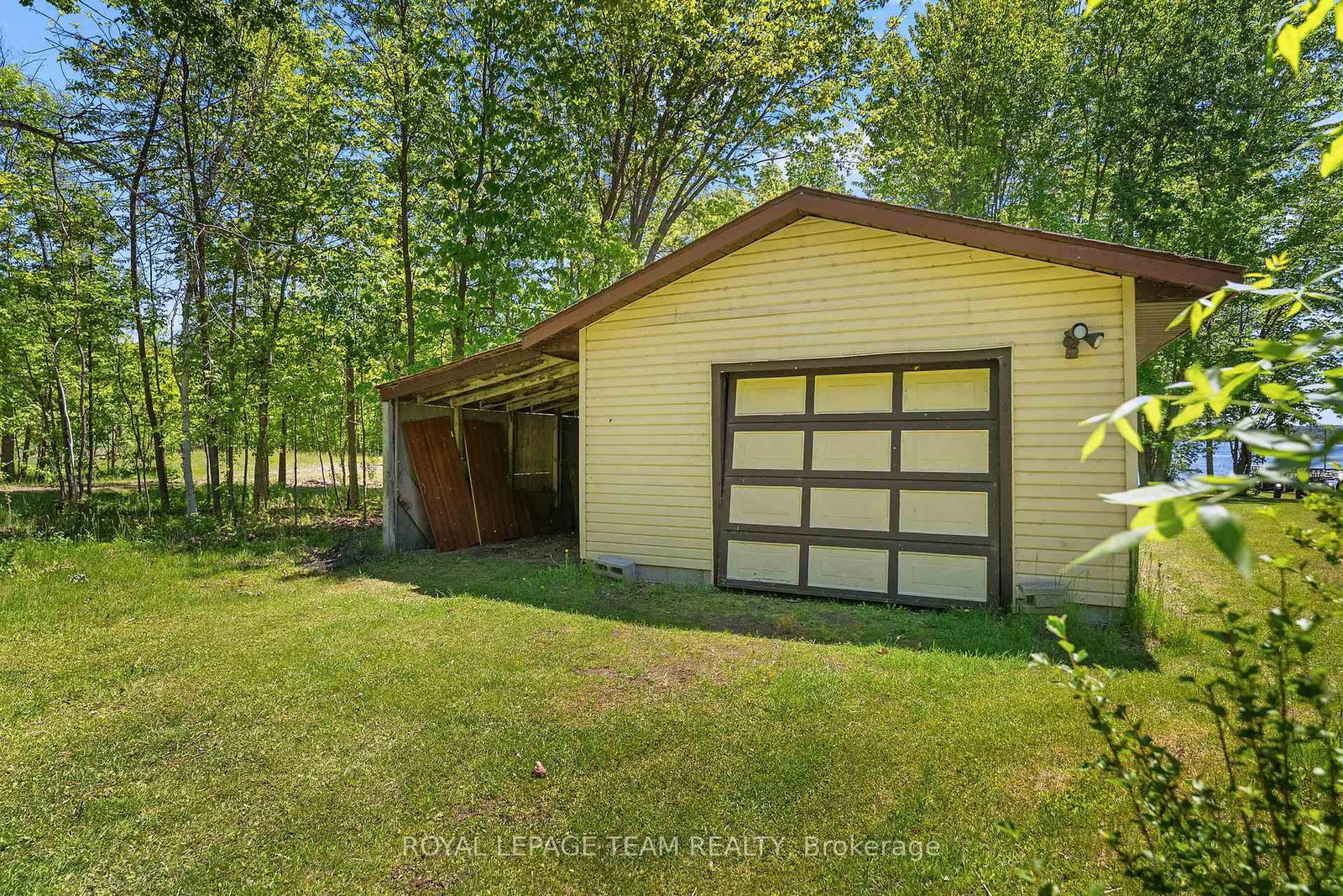 424 Hummingbird Lane • Eganville, ON photo 6