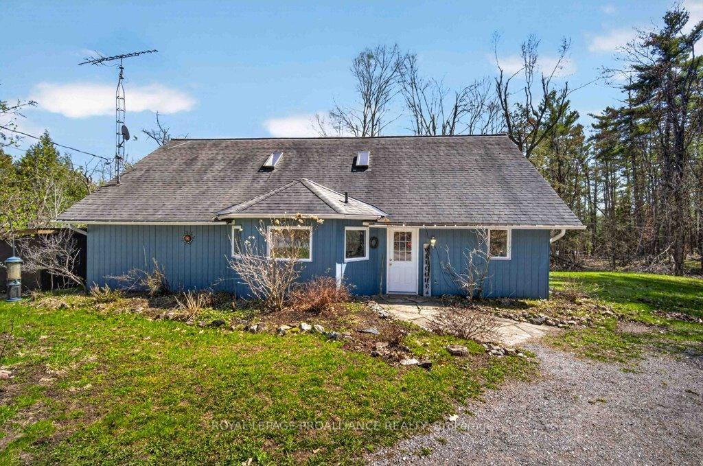 2406 Northeys Bay Road • North Kawartha, ON photo 3