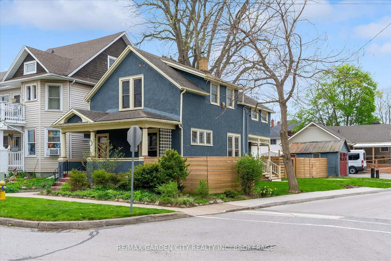 home for sale on 19 Thomas Street