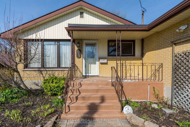 114 Rollins Drive