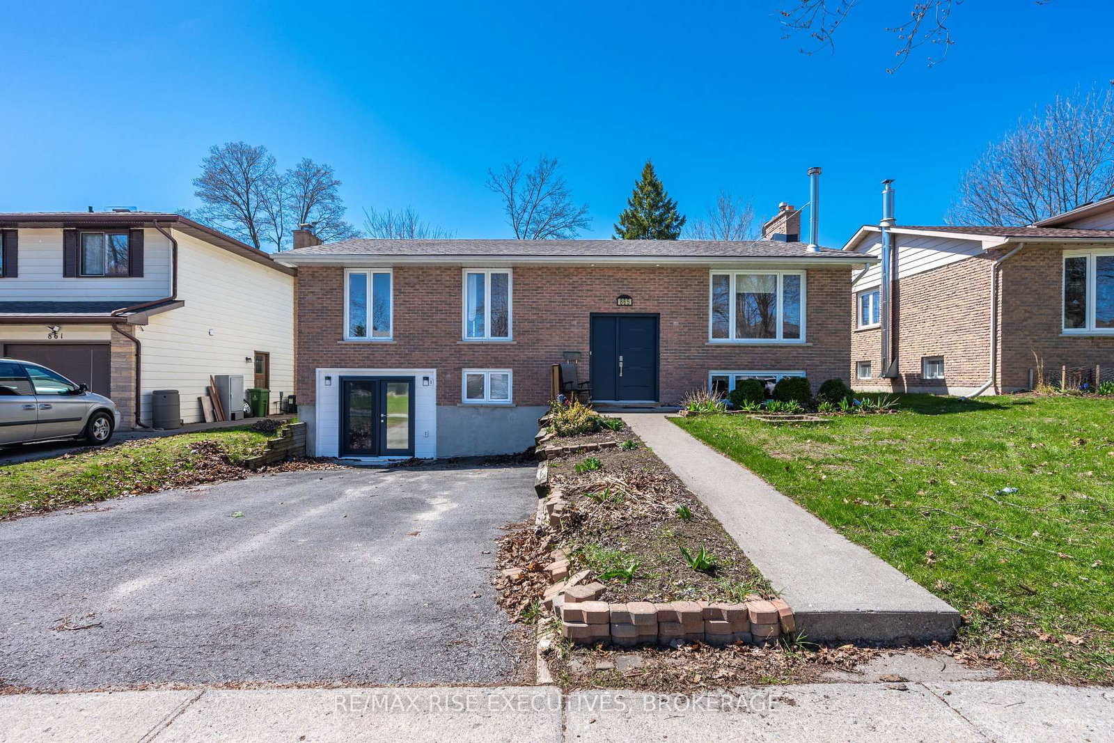 Detached House for sale at 865 Danbury Road, Kingston, Ontario, K7M 6G7 - South of Taylor-Kidd Blvd - MLS: X13090632